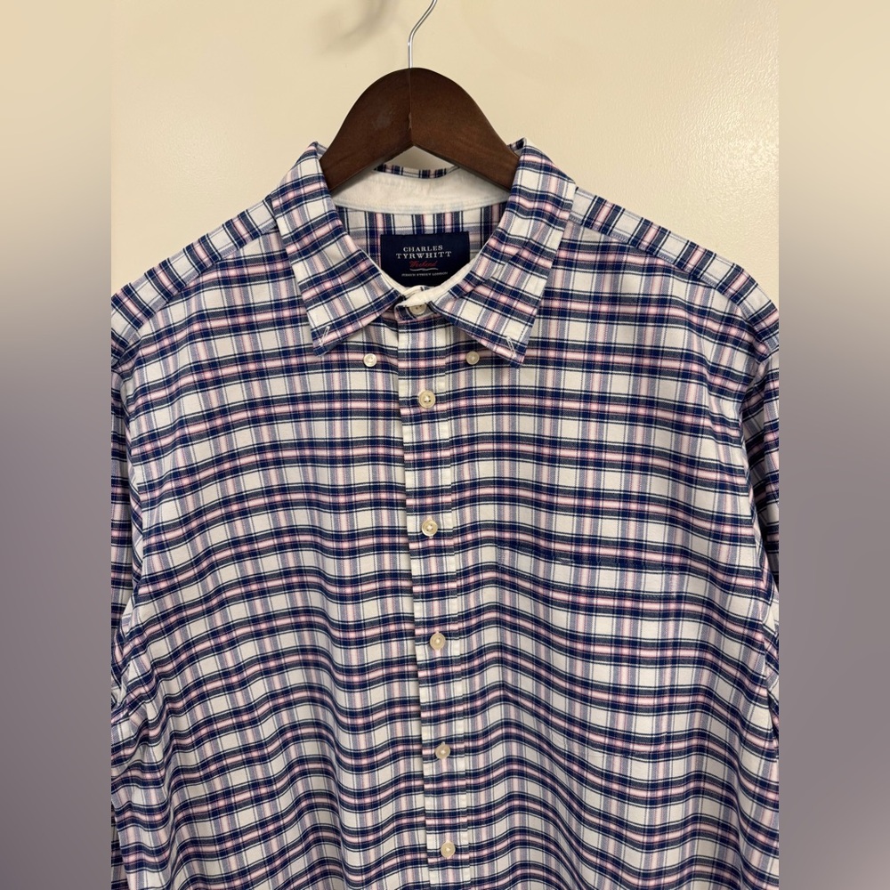 Charles Tyrwhitt Men's Classic Fit Button-Down Shirt. 100% Cotton. Size Large - Picture 12 of 15